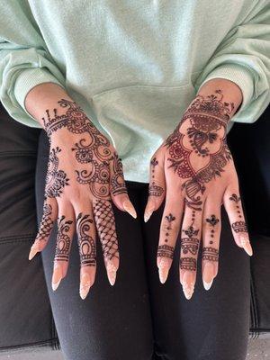 Henna design