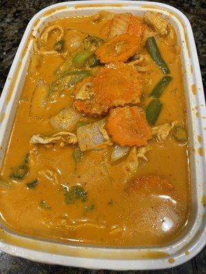 34. Red Curry with chicken