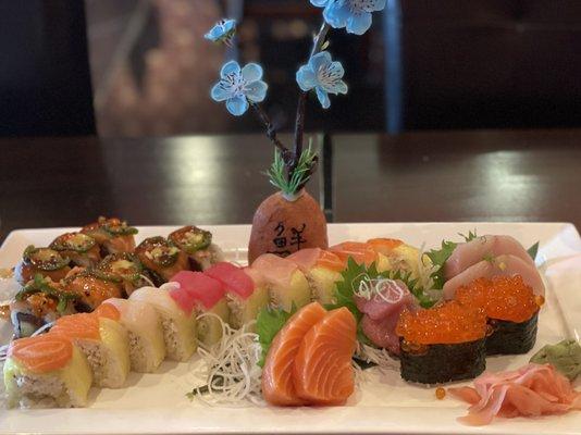 Zesty salmon roll (maybe our favorite ever?), fancy rainbow roll (with real crab), ikura sushi, and salmon & yellowtail sashimi. Yum!