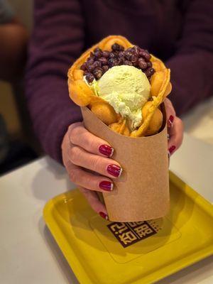 E22. Matcha and red bean Ice Cream with mochi waffle