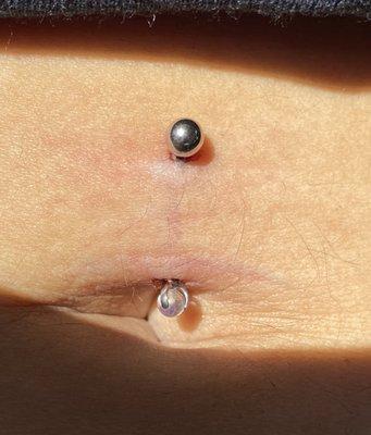 Navel piercing/ Bellybutton piercing