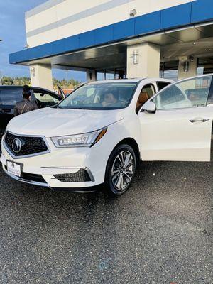 Acura MDX w/ Tech Pkg