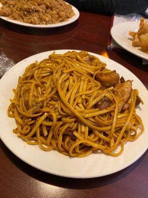 Combination lo mein