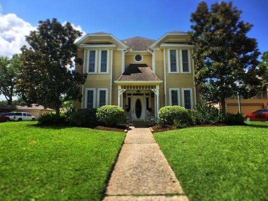 Keeping lawns perfect in League City TX