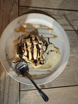 Caramel Brownie and Ice Cream