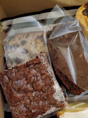 Brownie, Zucchini Bread