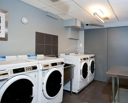 Laundry at Reside on Roscoe | Lakeview Chicago Apartments