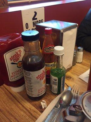 Table condiments