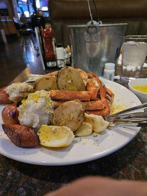 1 lb. Snow Crab Bucket