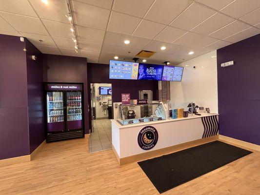 Insomnia Cookies