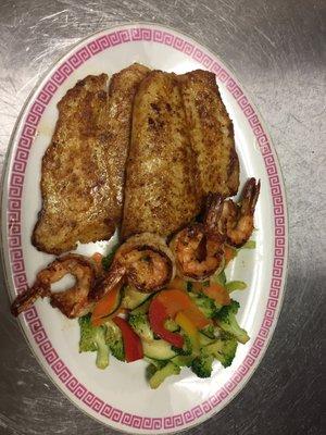 Grill catfish and jumbo shrimp