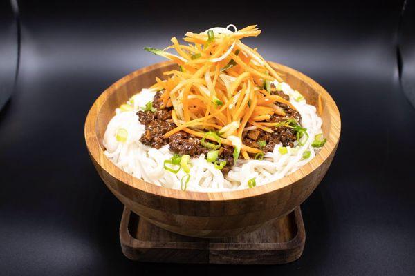 Fried mixed pork dry noodle $10.95