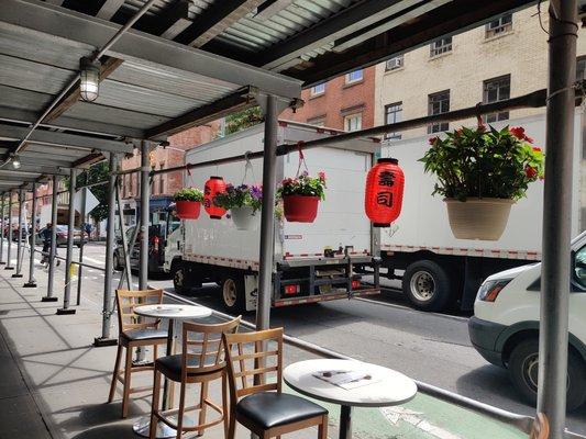 The default reservation is indoor, if you want the outdoor table, please make a note.