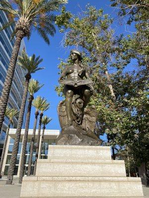 Statue on the side of Federal Building