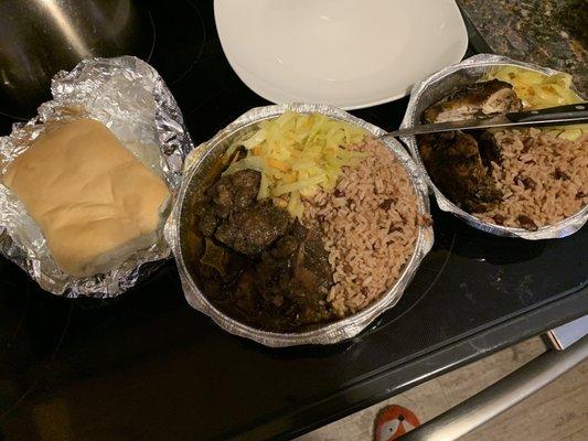 First time visiting. The only way I can explain the oxtails and jerk chicken and the coco bread combination is "GOLD."