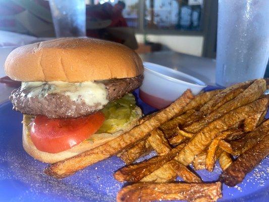 Roo Burger Add blue cheese crumbles  Extra pickles  Super juicy really good favor.