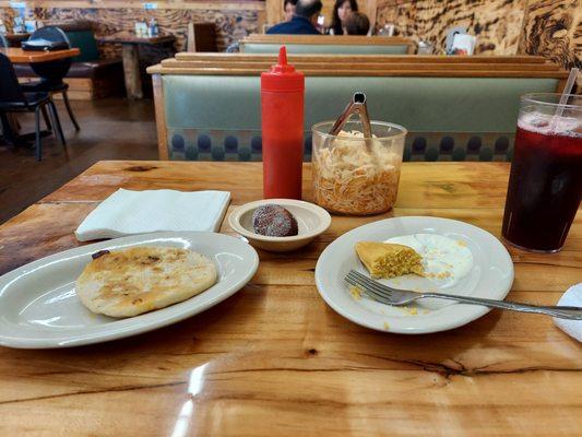 Chorizo pupusa, plantain empanada, tamale de elote,and Jamica juice.