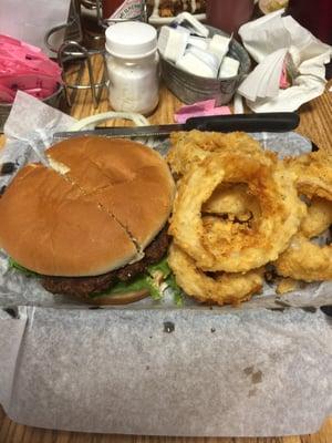 Cheeseburger & onion rings!