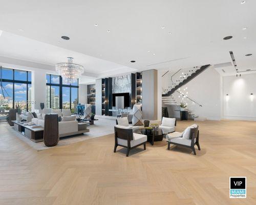 Penthouse in Fisher Island