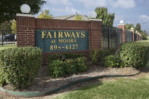 The Fairways At Moore Apartments