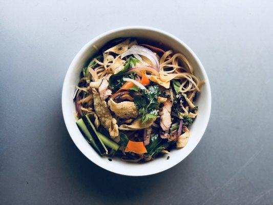 Noodle Salad with Lemongrass Chicken