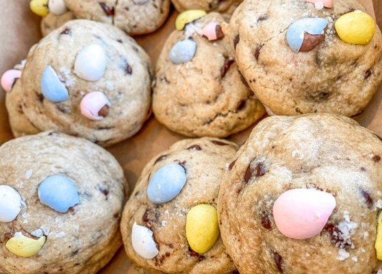 Cadbury Eggsplosion cookies