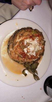 Special: stuffed artichoke with lemon, garlic and cheese. Highly recommend