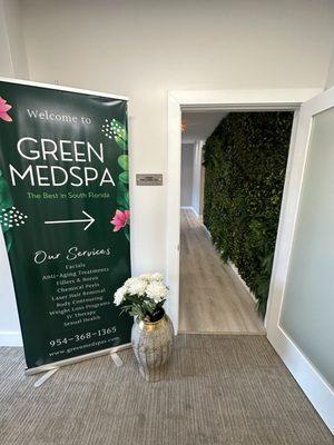 Welcome to Green Wellness Spa!
Services include:
Laser Hair Removal
Waxing
Botox & Fillers