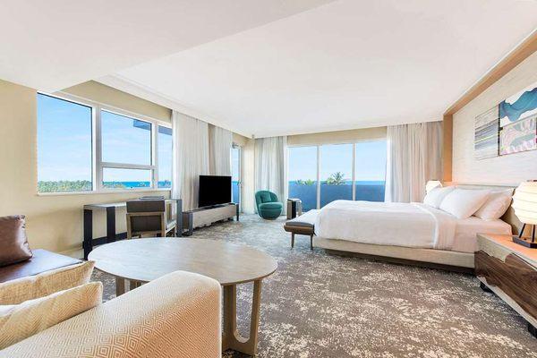 Premium Suite | Eden Roc Miami Beach