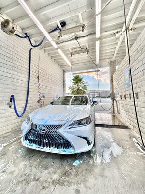 Flying Frog Car Wash