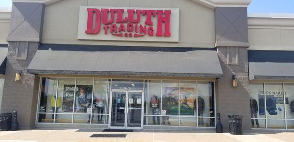 4/25/21 after years of seeing  Duluth ads, I finally see a Duluth Trading Store...here I come.