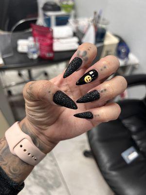 Full set, gel & a design