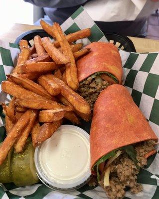 Taco Wrap w/sweet potato fries