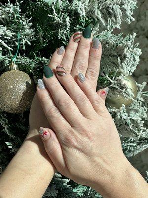 Christmas nails