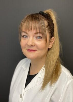 Elena Tanasie, LME
Master Esthetician & Laser Specialist