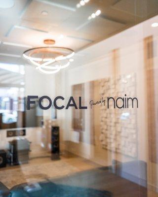 Our Scottsdale showroom has the first/only Focal Powered by Naim experience center in North America. Call us now to book your experience!