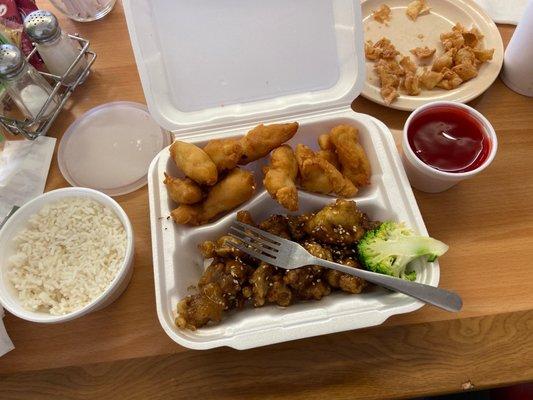 Sesame chicken, sweet and sour chicken and Steamed rice