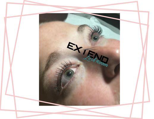 Semi-permanent Eyelash Extensions applied lash by lash