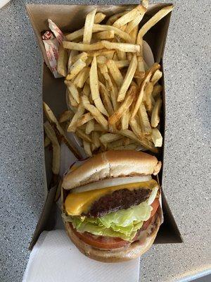 Cheeseburger and fries