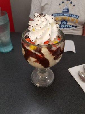 Reeves sundae!