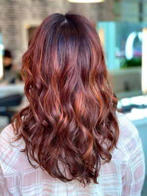 Root Shadow / coppery balayage