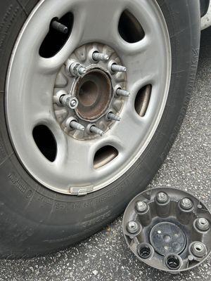 Tire rim