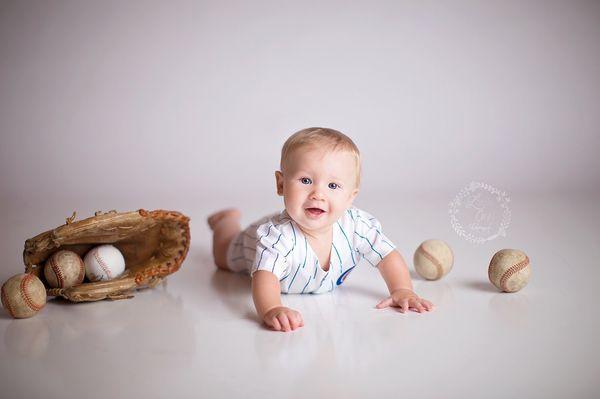 Milestone session. Included with the Baby Steps Program. Taken in studio - Goshen, IN.