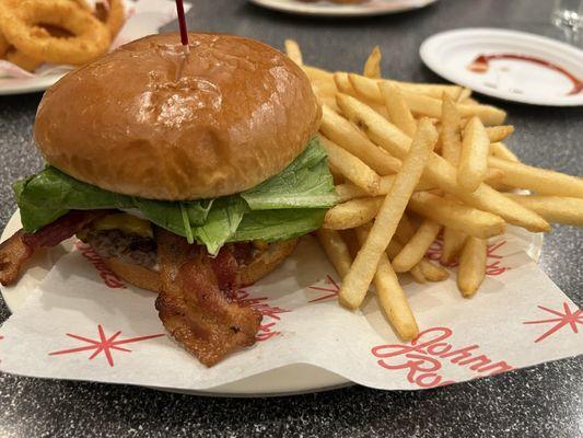 Bacon Cheddar with Fries