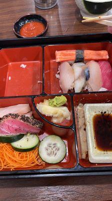 Sushi "sashimi" bento