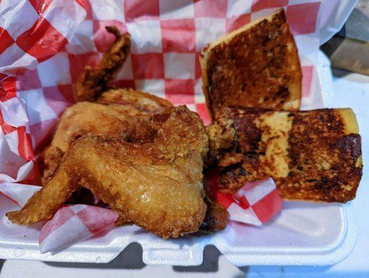 Chicken Wings & Garlic Bread