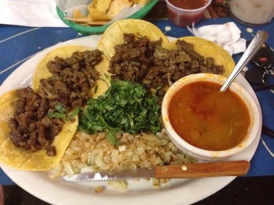 Tacos con carne guisado with charro beans