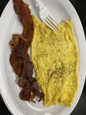 Scramble eggs and bacon