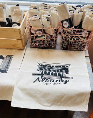 Tote bags