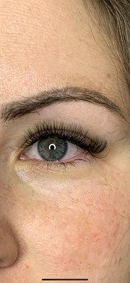 Hybrid eyelash extensions